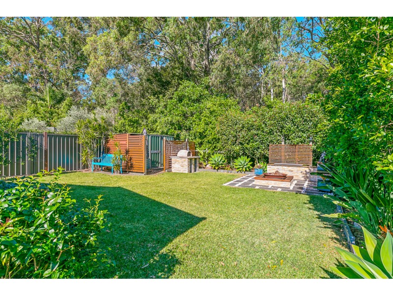 8 Roy Street, Thorneside QLD 4158