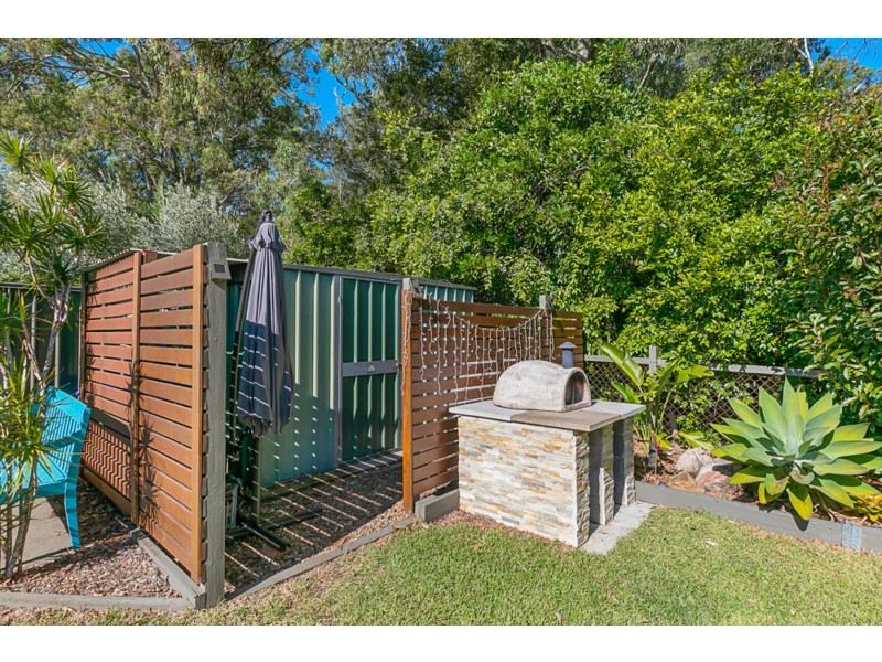 8 Roy Street, Thorneside QLD 4158