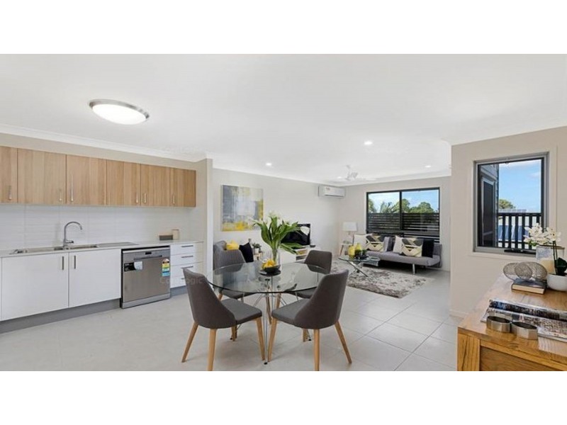 1/12 Boat Street, Victoria Point QLD 4165