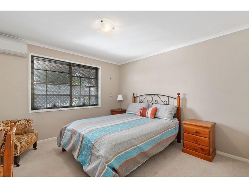 11 Chinnock Court, Alexandra Hills QLD 4161