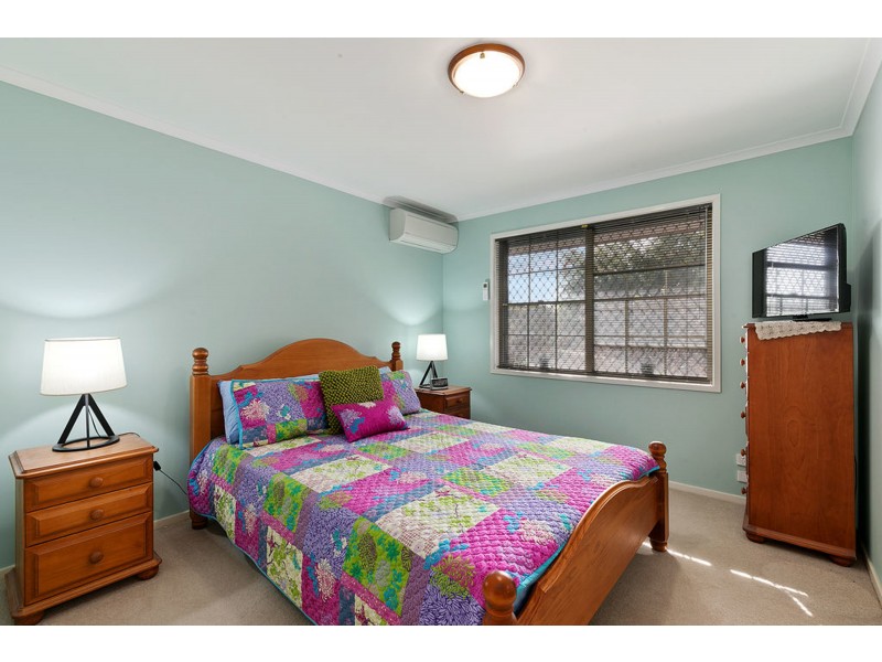 11 Chinnock Court, Alexandra Hills QLD 4161