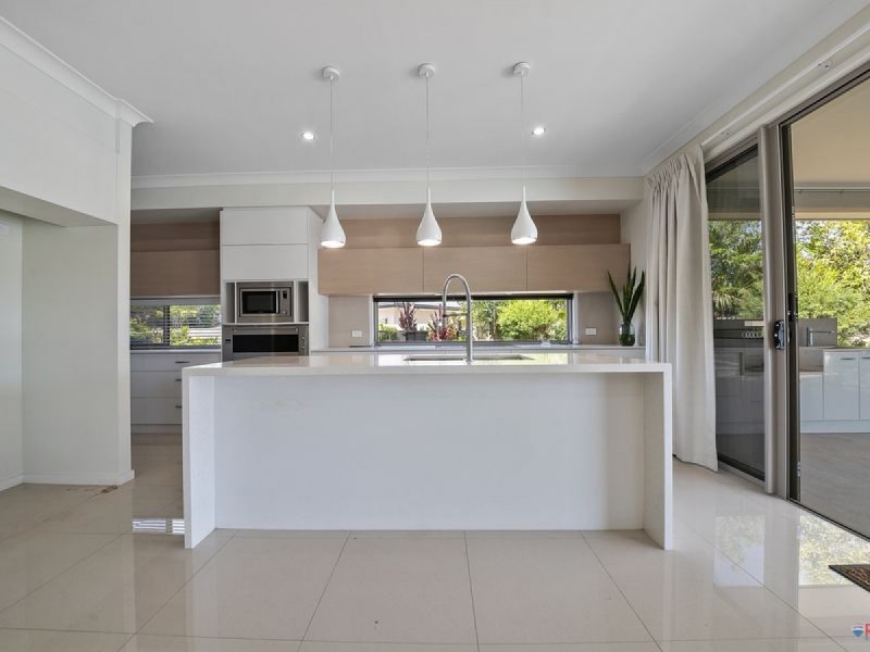 20 Nautilus Drive, Ormiston QLD 4160