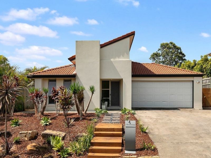 4 Keswick Place, Redland Bay QLD 4165