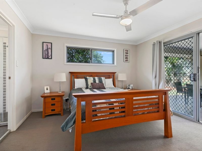 4 Keswick Place, Redland Bay QLD 4165