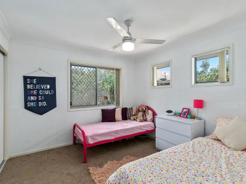 20 Keswick Place, Redland Bay QLD 4165