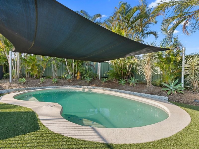 4 St Georges Court, Victoria Point QLD 4165