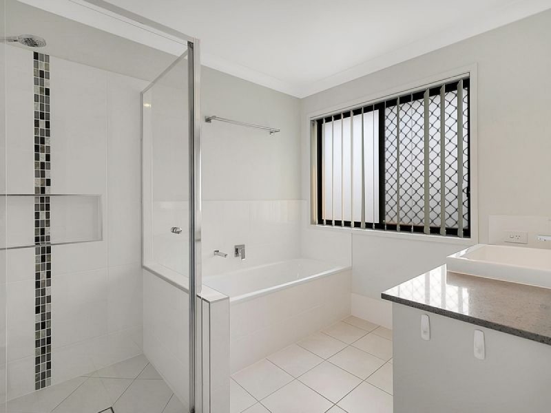 31 Moreton Road North, Thornlands QLD 4164