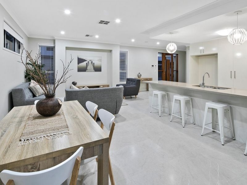102-106 Sturgeon Street, Ormiston QLD 4160
