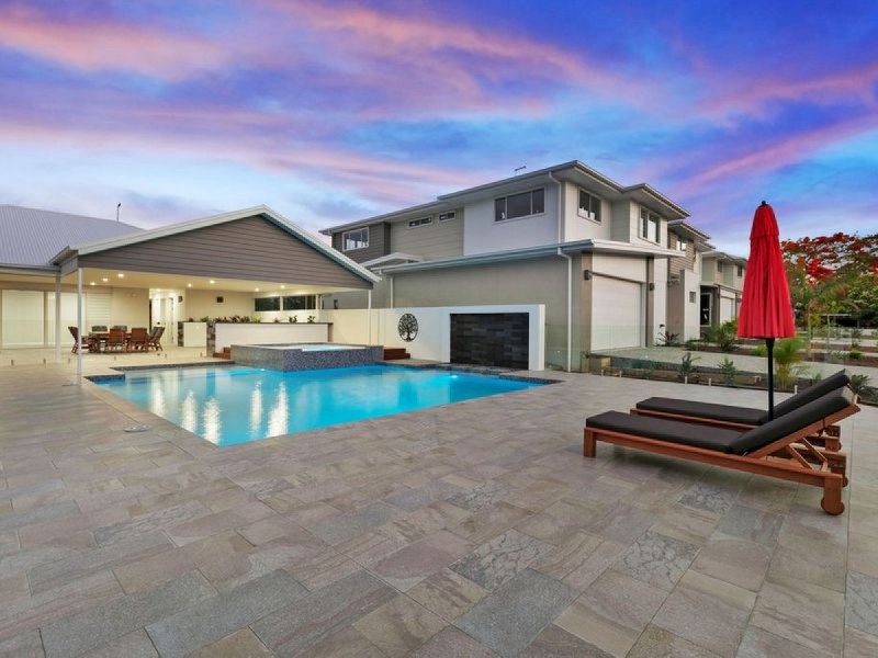 102-106 Sturgeon Street, Ormiston QLD 4160