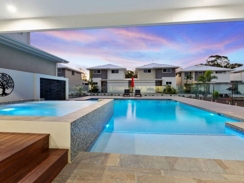 102-106 Sturgeon Street, Ormiston QLD 4160