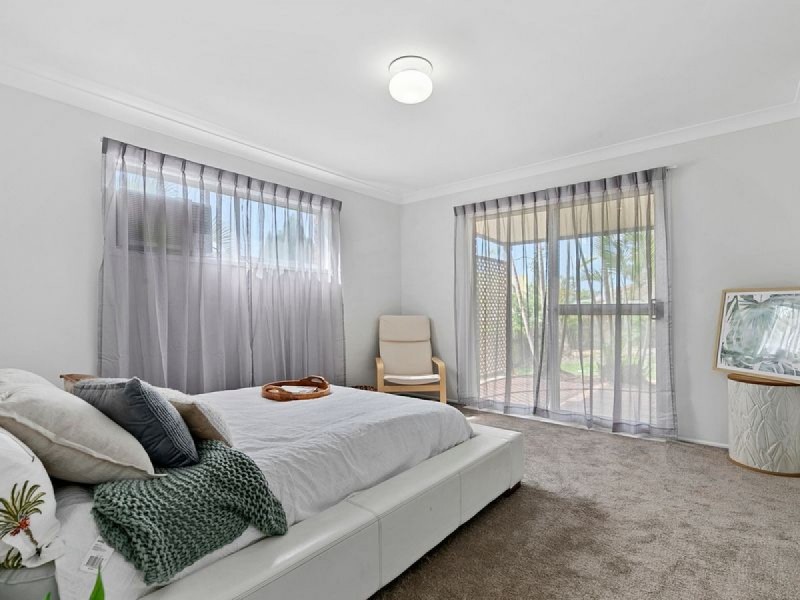 16 Chatsworth Circuit, Capalaba QLD 4157