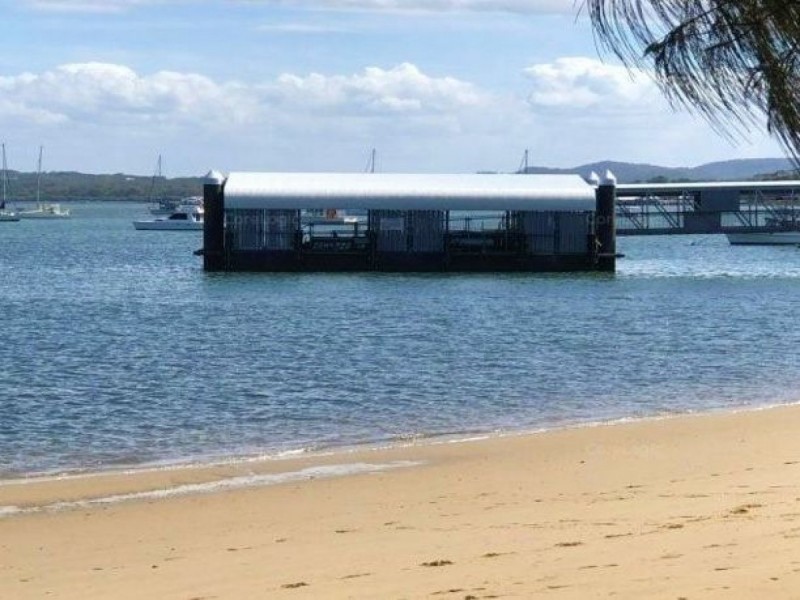 36 Victoria Pde South, Coochiemudlo Island QLD 4184