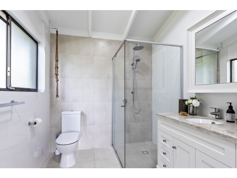 98 Kingfisher Road, Mount Cotton QLD 4165