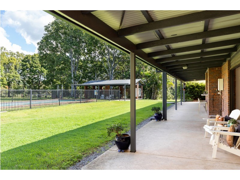 98 Kingfisher Road, Mount Cotton QLD 4165