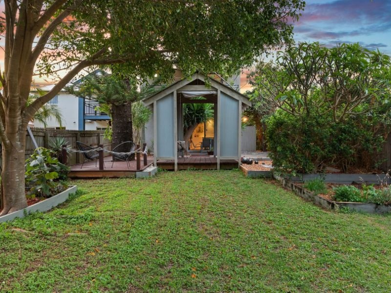 17 Cross Lane, Cleveland QLD 4163