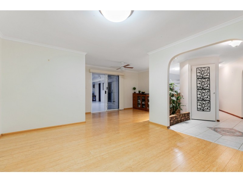 27 Tipuana Drive, Capalaba QLD 4157