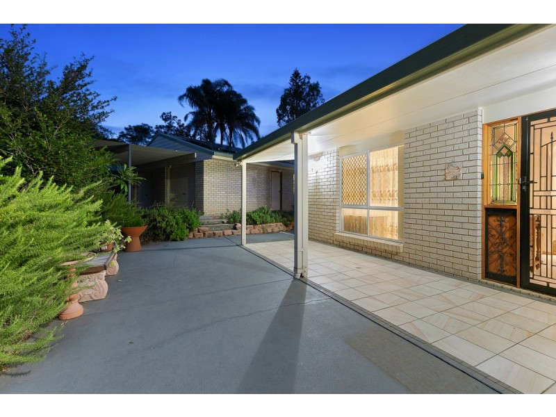 27 Tipuana Drive, Capalaba QLD 4157