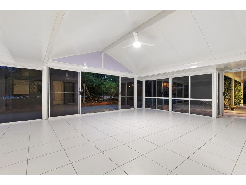 27 Tipuana Drive, Capalaba QLD 4157