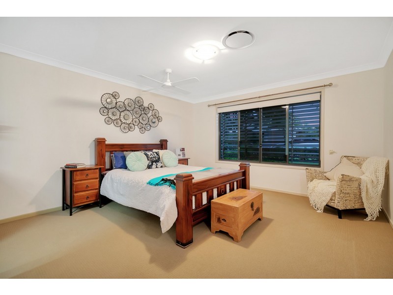 19 Plantation Place, Wellington Point QLD 4160