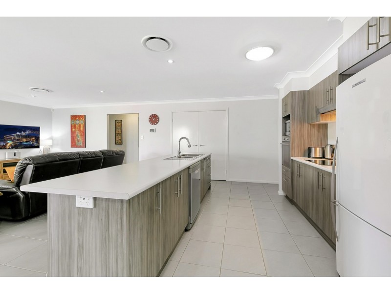 31 Cimmaron Circuit, Thornlands QLD 4164