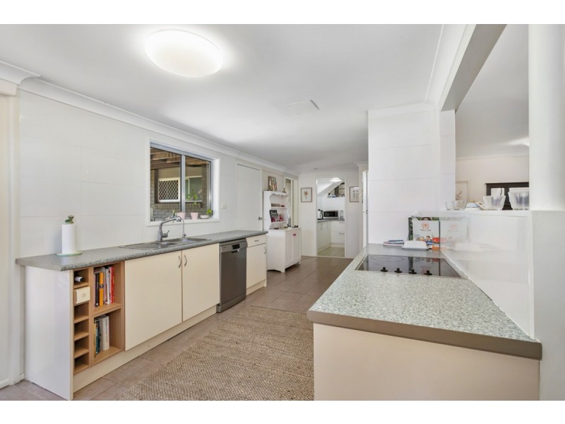 213 James Street, Redland Bay QLD 4165