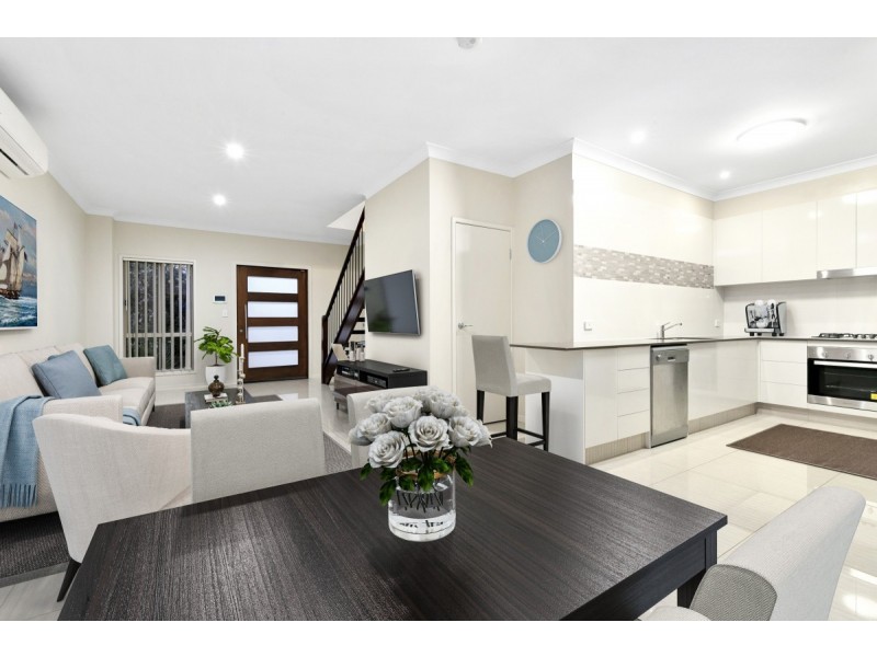 2/6 Bond Street, Cleveland QLD 4163