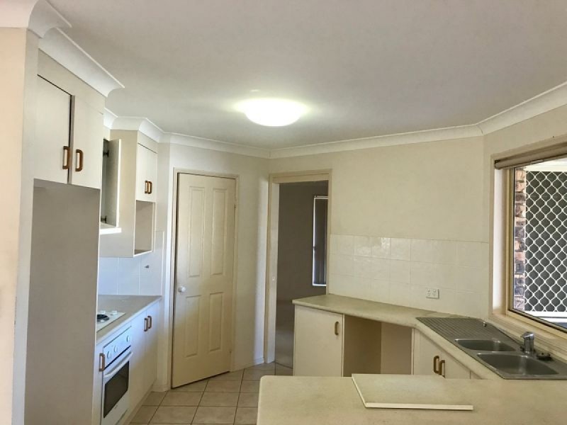 33 Cresthill Street, Birkdale QLD 4159