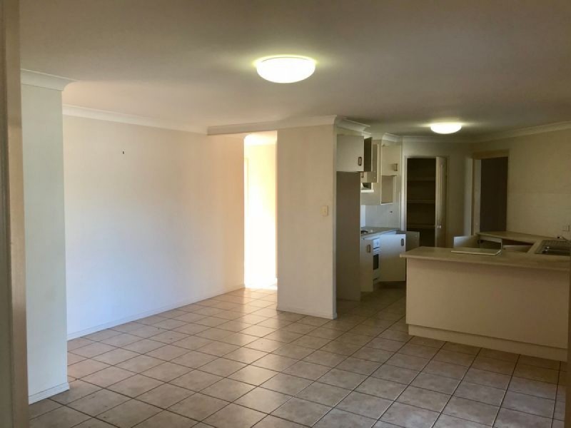 33 Cresthill Street, Birkdale QLD 4159