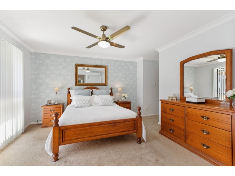 16 Hawkins Place, Thornlands QLD 4164