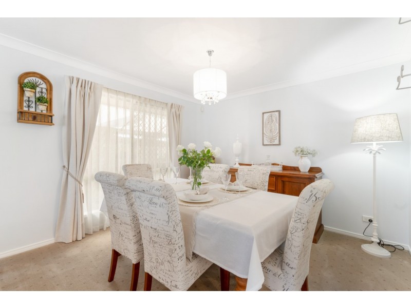 16 Hawkins Place, Thornlands QLD 4164