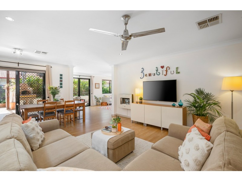 8 Coachwood Street, Redland Bay QLD 4165