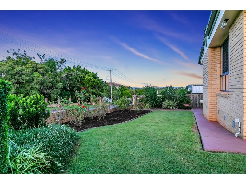 25 Paranka Drive North, Cleveland QLD 4163