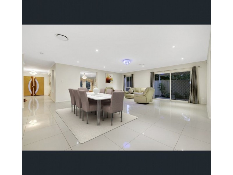 8 Vedson Street, Birkdale QLD 4159