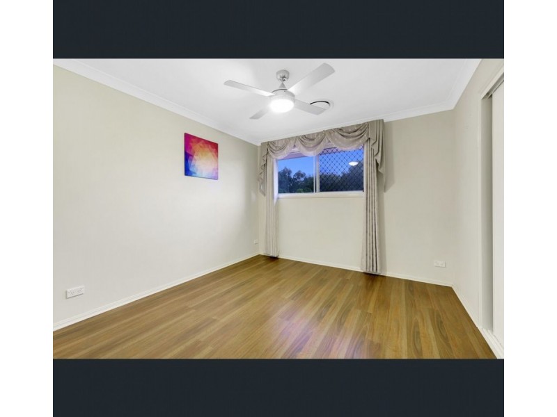 8 Vedson Street, Birkdale QLD 4159