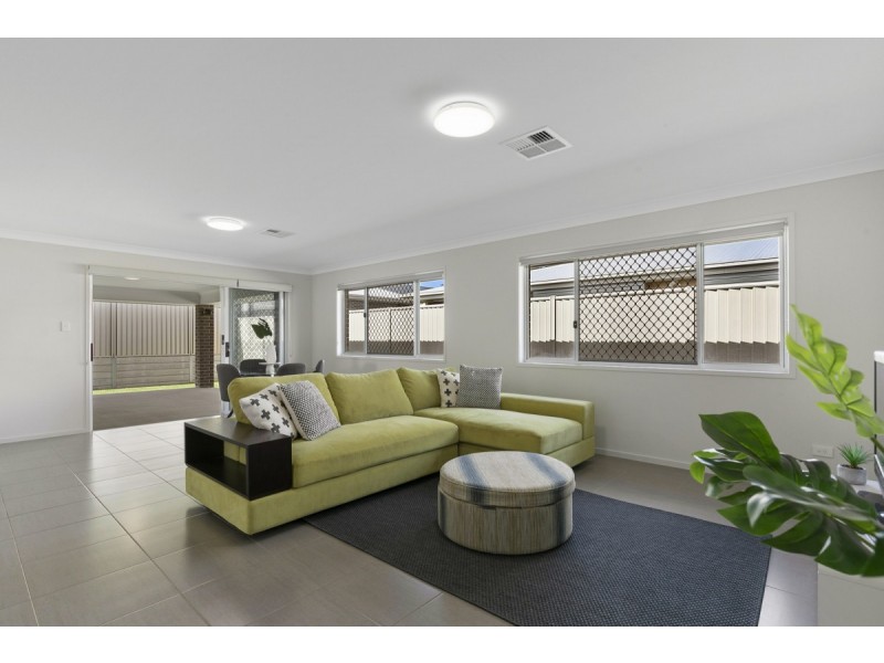 14 Tomaszewski Circuit, Alexandra Hills QLD 4161