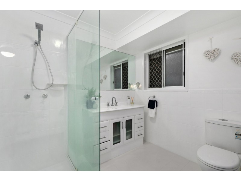 10 Swallow Street, Thornlands QLD 4164