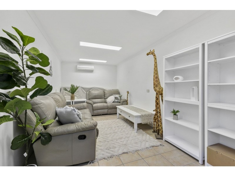 10 Swallow Street, Thornlands QLD 4164