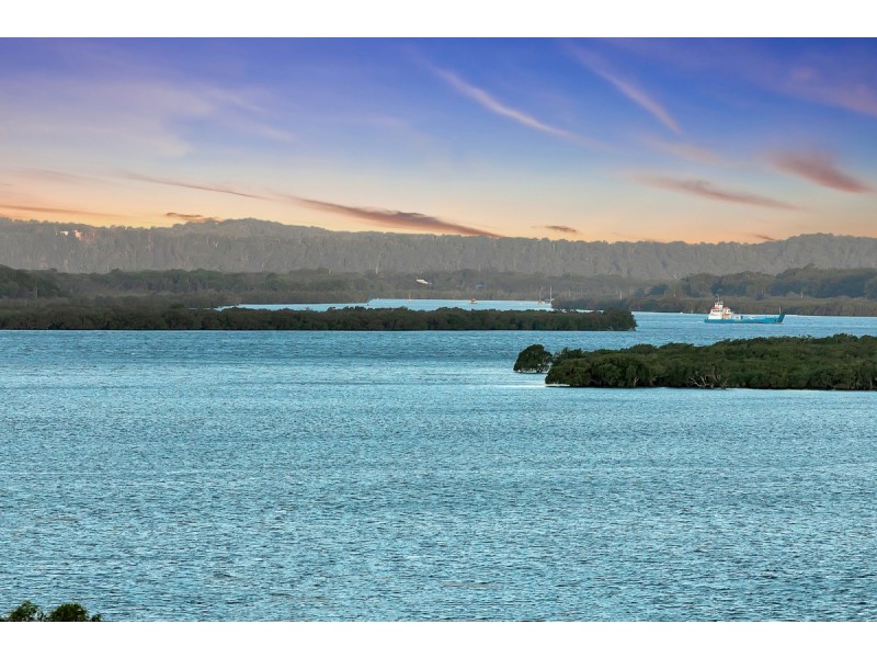 9 Wilohurst Drive, Redland Bay QLD 4165