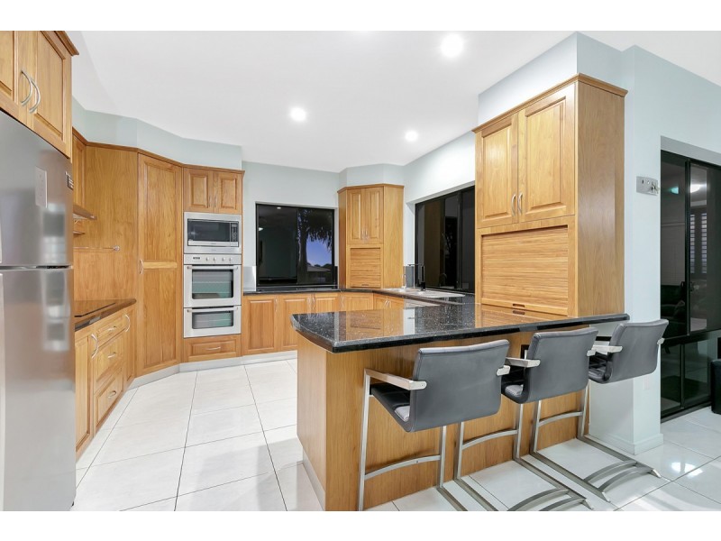 9 Wilohurst Drive, Redland Bay QLD 4165