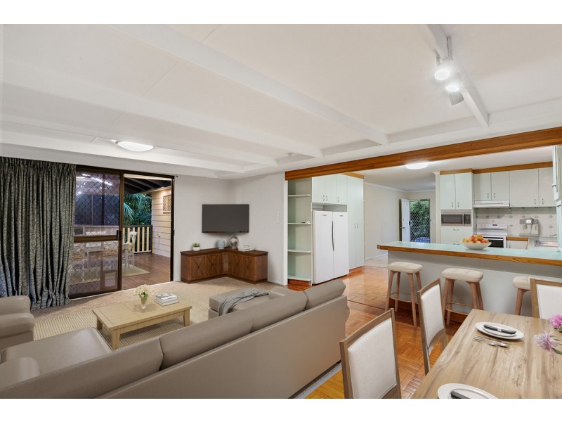 16 Charles Canty Drive, Wellington Point QLD 4160