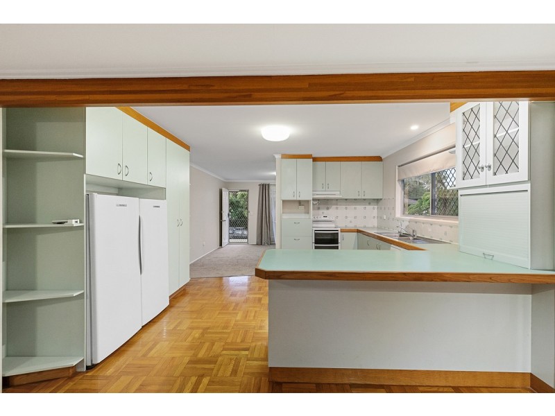 16 Charles Canty Drive, Wellington Point QLD 4160