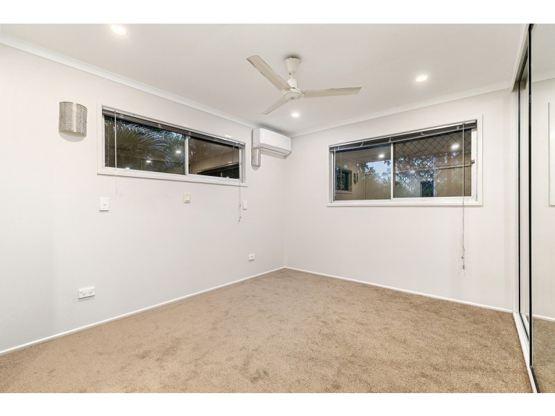 16 Charles Canty Drive, Wellington Point QLD 4160