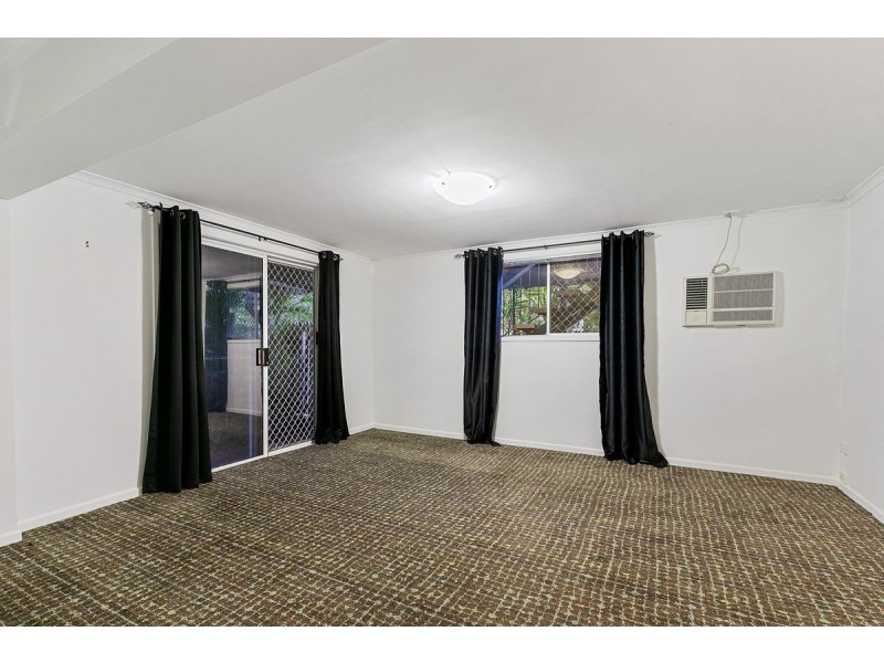 16 Charles Canty Drive, Wellington Point QLD 4160