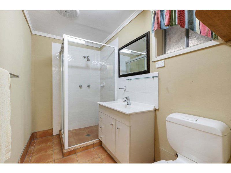 16 Charles Canty Drive, Wellington Point QLD 4160