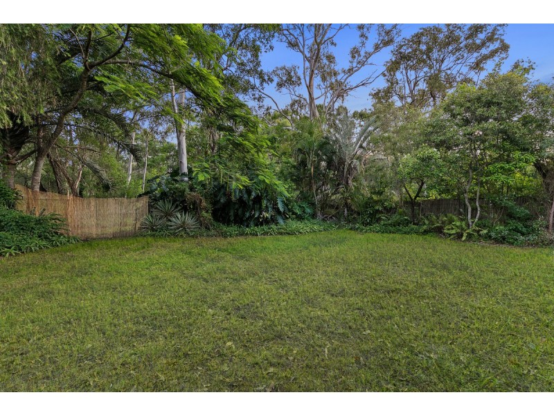 16 Charles Canty Drive, Wellington Point QLD 4160