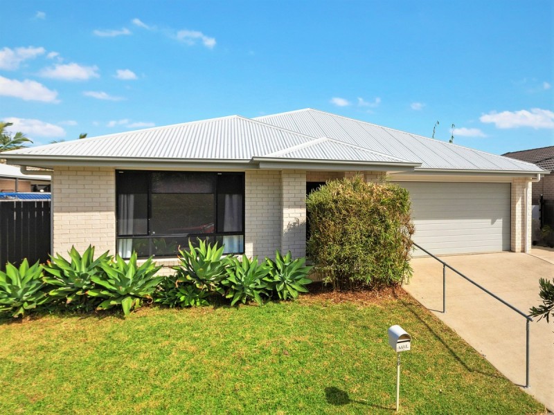16 River Run Circuit, Ormeau Hills QLD 4208