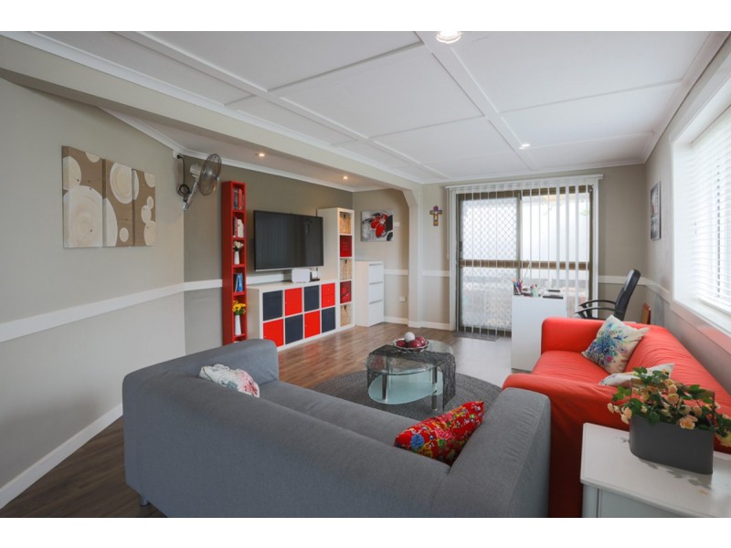 25 Kennedy Drive, Capalaba QLD 4157