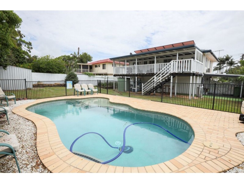 25 Kennedy Drive, Capalaba QLD 4157