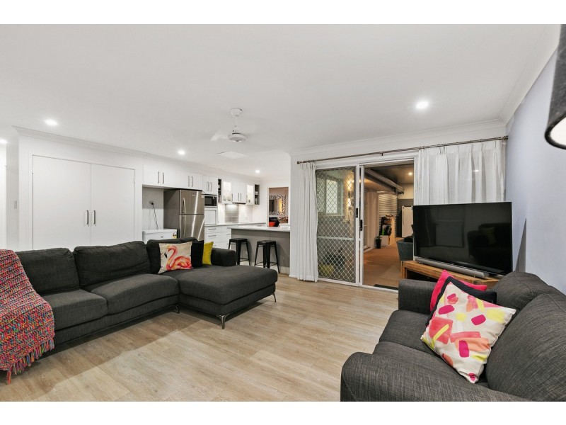 5 Lanreath Court, Alexandra Hills QLD 4161