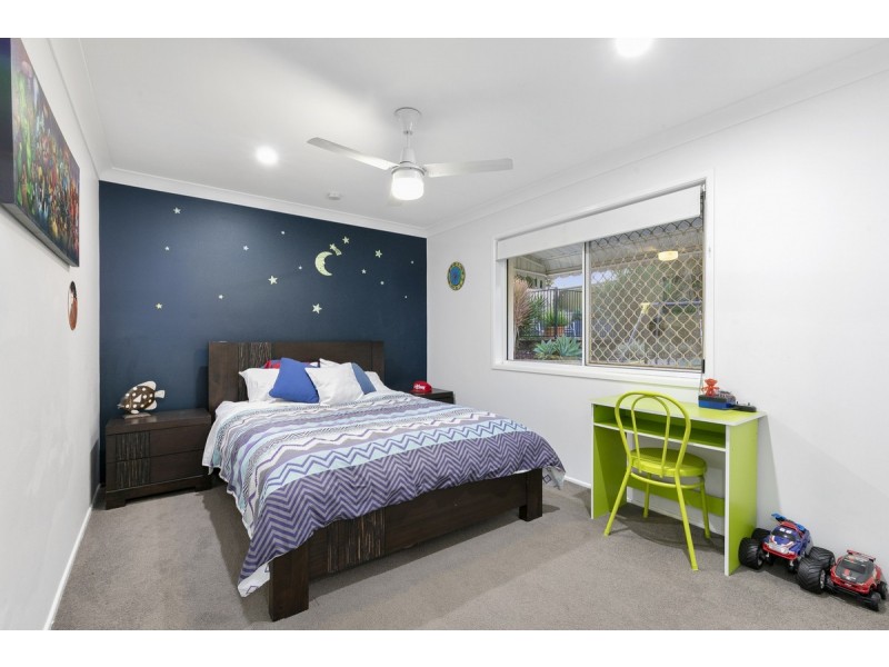 5 Lanreath Court, Alexandra Hills QLD 4161